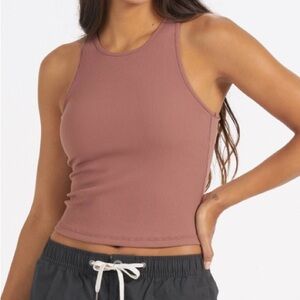 Vuori Women's Tank Top in Mauve